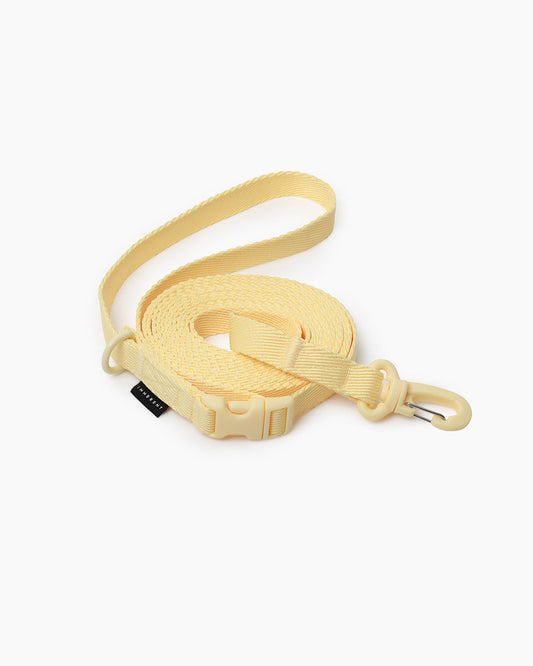 Macaron Hands Free Leash . Lemon